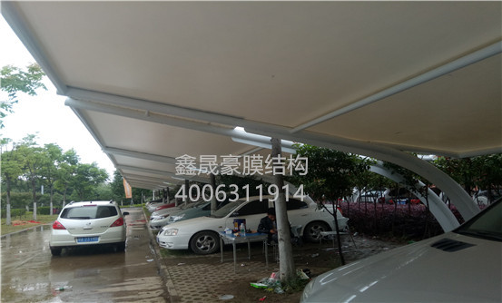 膜结构车棚