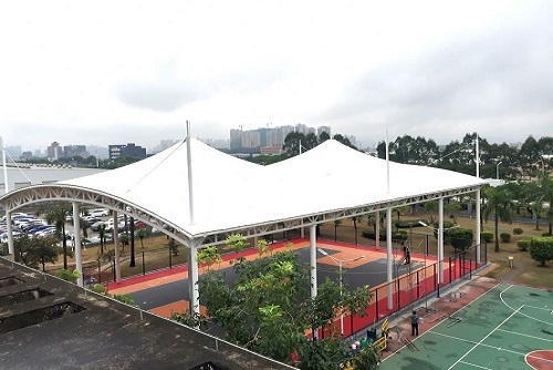 膜结构的球场顶棚罩棚遮阳雨棚